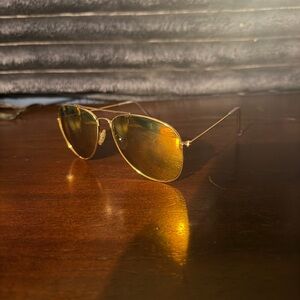 Stylish Gold Aviator Sunglasses